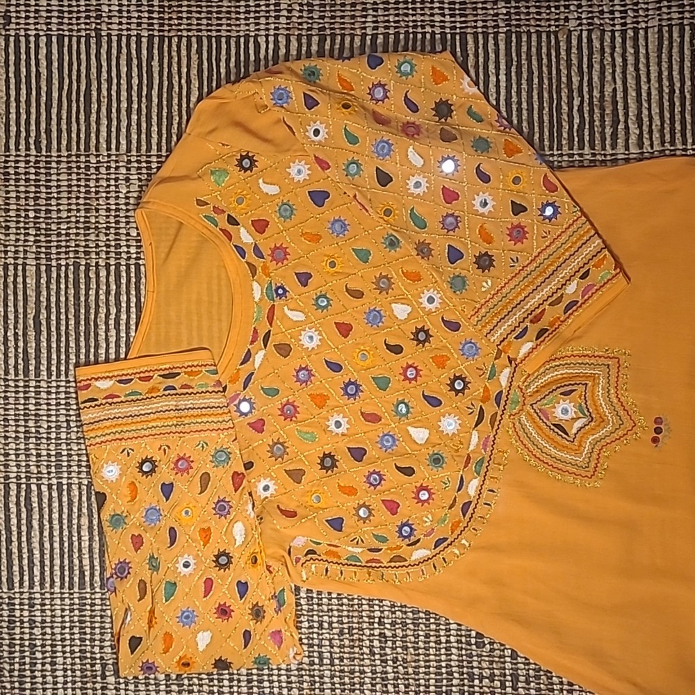 GORGEOUS BEADED TRADITIONAL KURTA TUNIC DRESS
